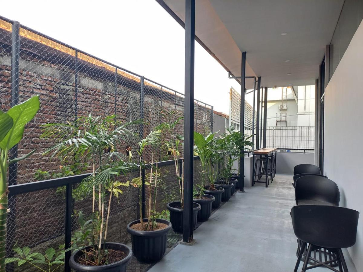 Nindya Biodistrict Hotel Бандунг Екстериор снимка