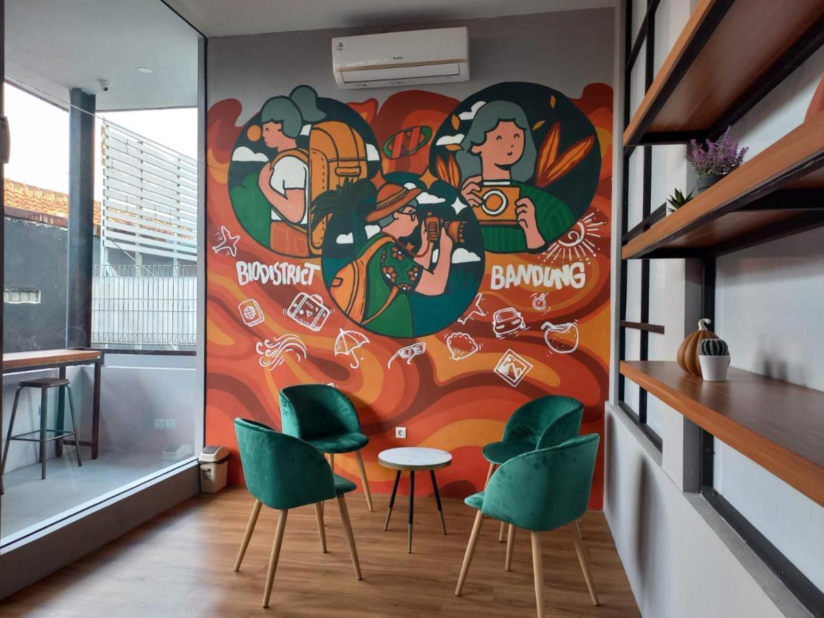 Nindya Biodistrict Hotel Бандунг Екстериор снимка